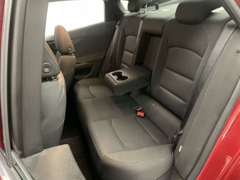 Used 2016 Chevrolet Malibu LT FWD image 18