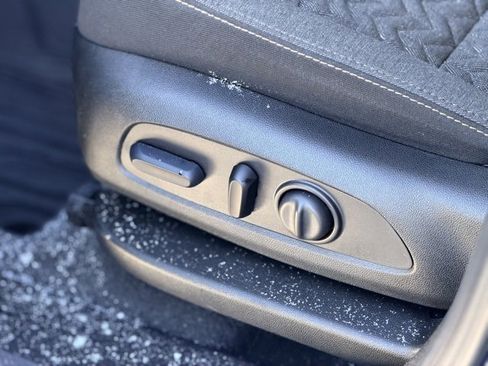 Certified 2024 Chevrolet Equinox LT w/ LPO, Floor Liner Package image 7