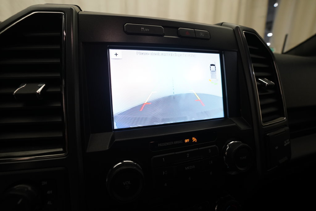 Used 2019 Ford F150 XLT w/ Equipment Group 302A Luxury AWD/4WD image 19