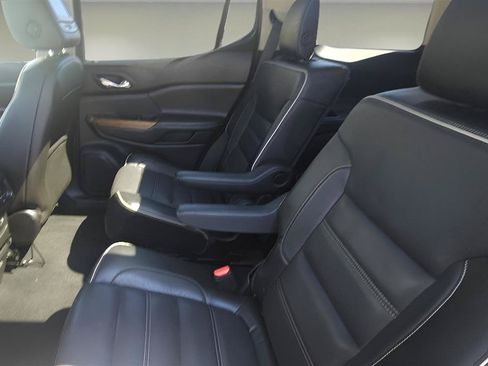 Used 2017 GMC Acadia Denali w/ Technology Package AWD/4WD image 24