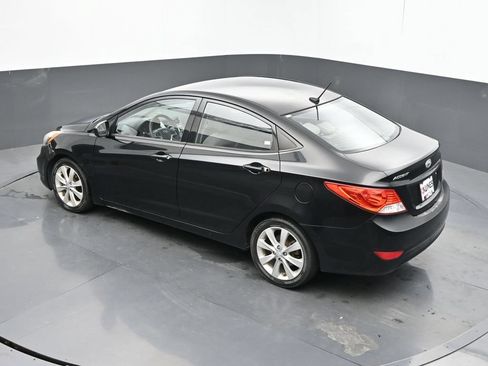 Used 2013 Hyundai Accent GLS w/ Premium Pkg FWD image 35