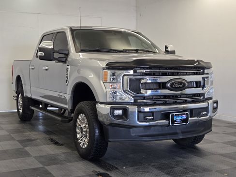 Used 2022 Ford F250 XLT w/ XLT Premium Package image 2