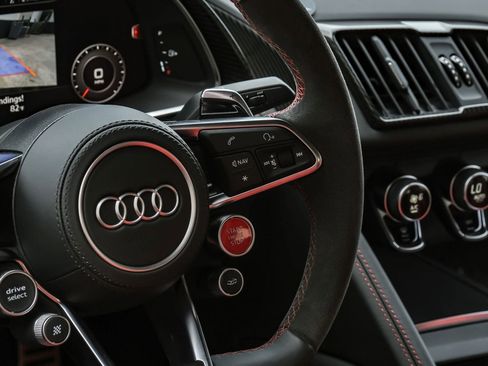 Used 2021 Audi R8 V10 RWD image 19