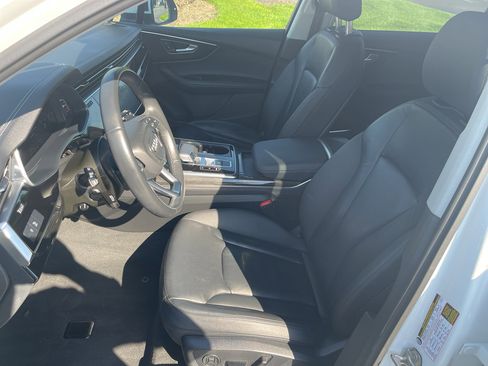 Used 2024 Audi Q7 Premium Plus image 15