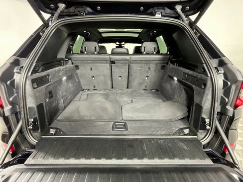 Used 2022 BMW X5 M50i image 27