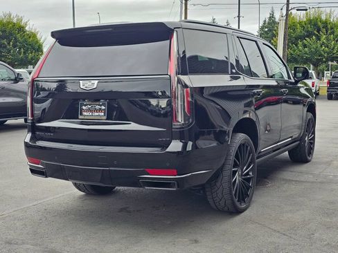 Used 2021 Cadillac Escalade Sport w/ Driver Assist Tech Package AWD/4WD image 5