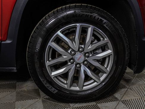 Used 2017 GMC Acadia SLE image 52