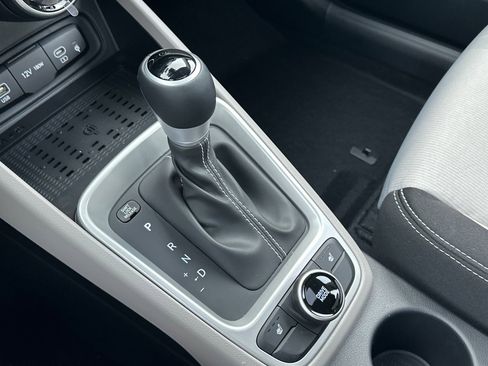 New 2026 Hyundai Venue SEL FWD image 21