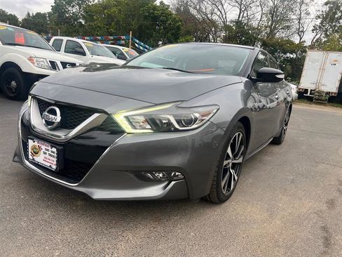 Used 2017 Nissan Maxima 3.5 SL image 11