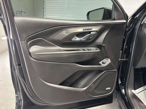 Used 2019 GMC Terrain SLT w/ Infotainment Package II FWD image 11