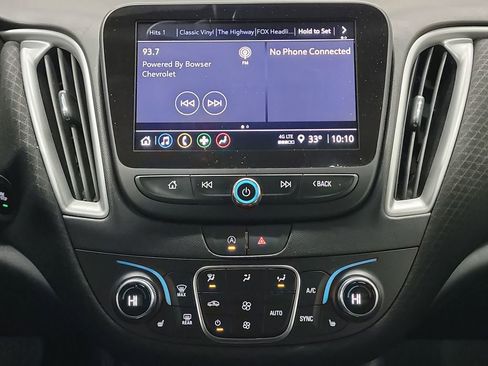 Used 2024 Chevrolet Malibu LT FWD image 20