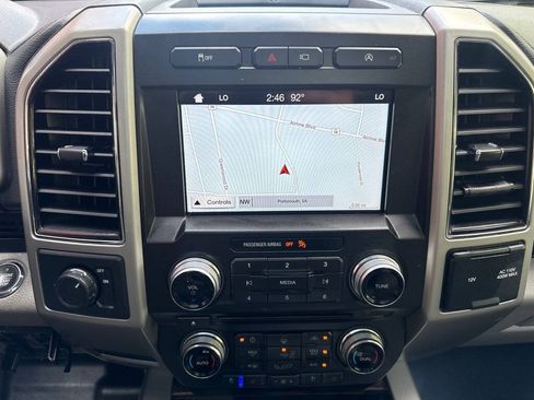 Used 2018 Ford F150 Lariat w/ Equipment Group 502A Luxury RWD image 18