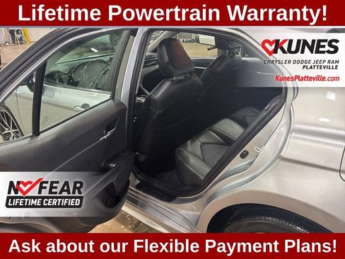 Used 2024 Toyota Camry SE image 15