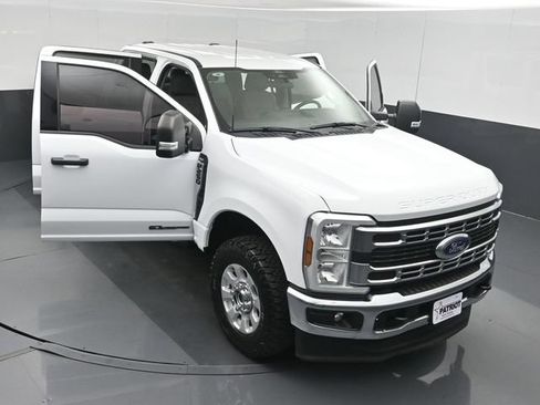 Used 2024 Ford F250 XLT w/ FX4 Off-Road Package AWD/4WD image 50