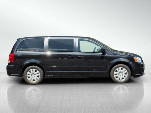Used 2017 Dodge Grand Caravan SE w/ Power Window Group FWD image 3