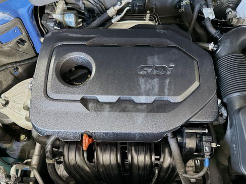 Used 2020 Hyundai Santa Fe SE FWD image 38