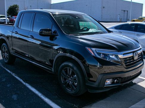 Used 2020 Honda Ridgeline Sport image 3