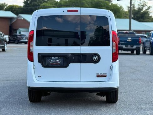 Used 2022 RAM ProMaster City Tradesman w/ Window Group 05 FWD image 8
