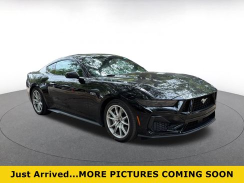 Used 2025 Ford Mustang GT Premium RWD image 1