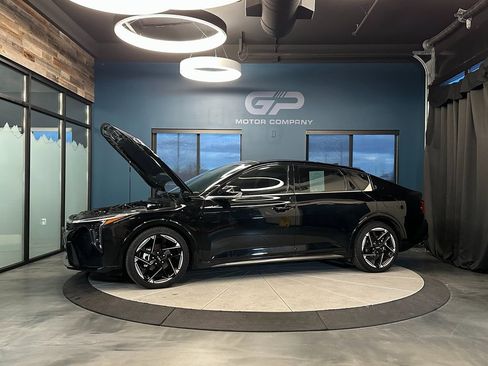 Used 2025 Kia K4 GT-Line w/ GT-Line Premium Package image 24