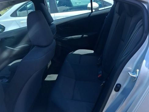 Used 2025 Toyota Corolla LE FWD image 6
