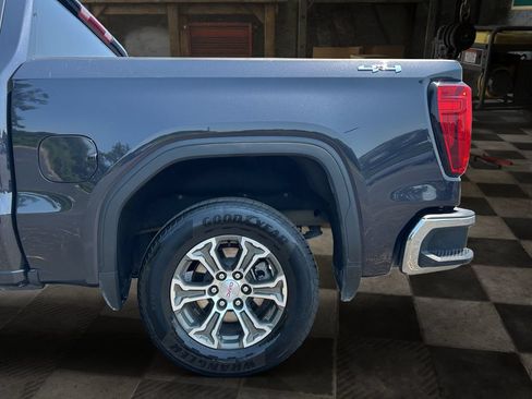 Certified 2025 GMC Sierra 1500 SLT AWD/4WD image 10