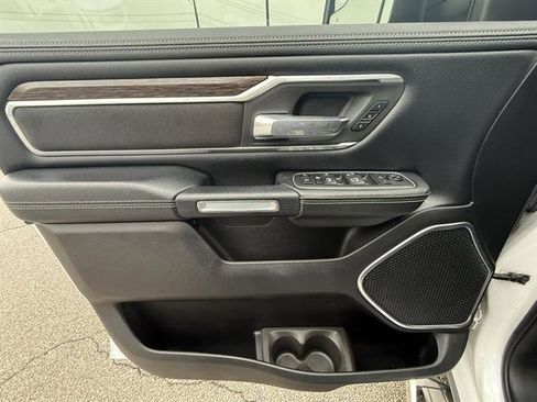 Used 2020 RAM 1500 Laramie image 12
