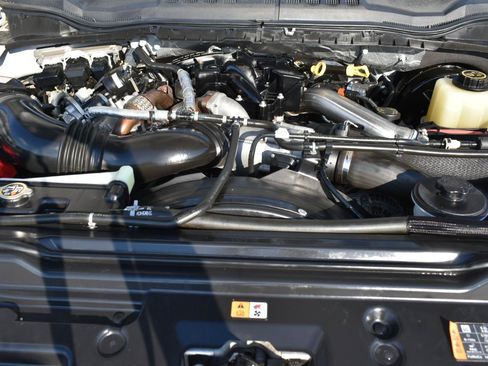 Used 2019 Ford F250 XL w/ STX Appearance Package AWD/4WD image 50