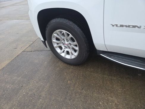 Used 2018 GMC Yukon XL SLT RWD image 21