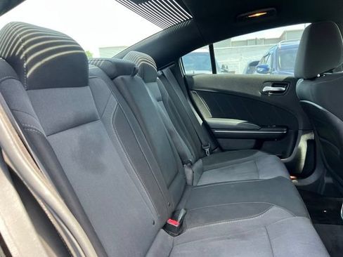 Used 2016 Dodge Charger R/T RWD image 19