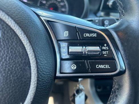 Used 2021 Kia Seltos S AWD/4WD image 28