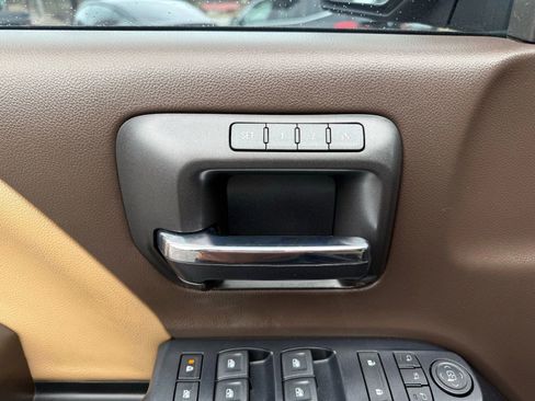 Used 2018 GMC Sierra 1500 Denali image 32