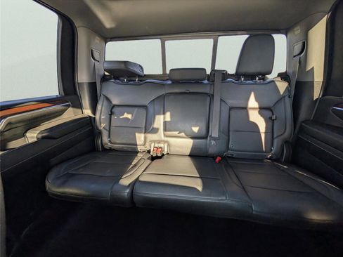 Used 2024 GMC Sierra 3500 Denali w/ Denali Reserve Package image 16