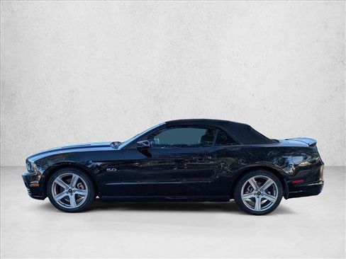 Used 2014 Ford Mustang GT Premium w/ Electronics Package RWD image 2