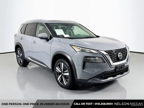 Certified 2023 Nissan Rogue SL w/ SL Premium Package FWD image 3