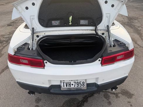 Used 2015 Chevrolet Camaro LT image 31