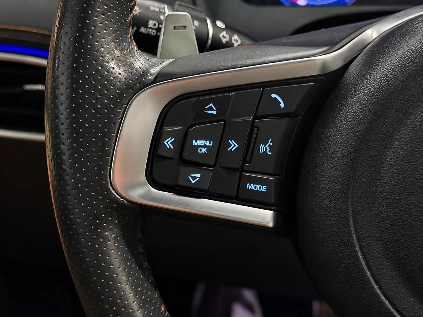 Used 2020 Jaguar F-PACE SVR AWD/4WD image 31