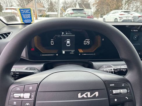 Used 2025 Kia K4 LXS image 20