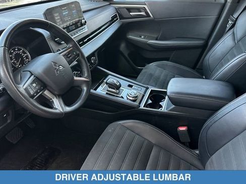 Used 2024 Mitsubishi Outlander SE AWD/4WD image 11