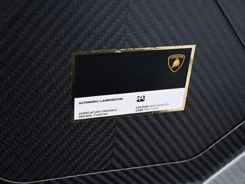 Used 2024 Lamborghini Revuelto AWD/4WD image 31