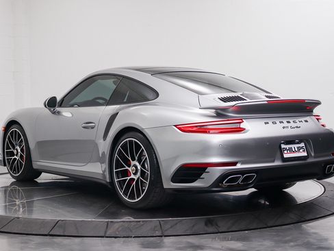Used 2017 Porsche 911 4 Coupe AWD/4WD image 39