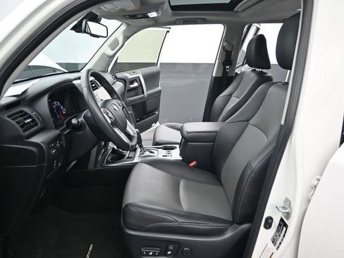 Used 2021 Toyota 4Runner SR5 Premium w/ Moonroof Package image 14