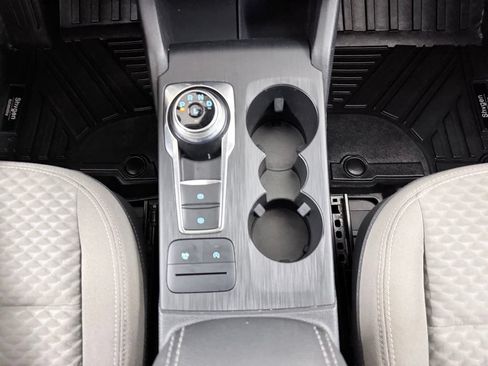 Used 2020 Ford Escape SE FWD image 30