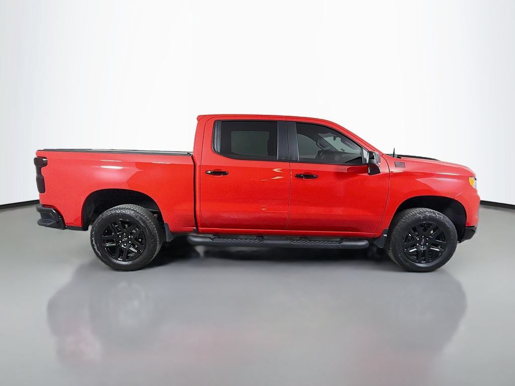 Used 2024 Chevrolet Silverado 1500 LT Trail Boss w/ Convenience Package II AWD/4WD image 5