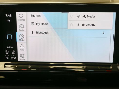 Used 2024 Volkswagen Atlas SE w/ Black Wheel Package image 31