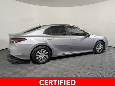 Used 2022 Toyota Camry LE FWD image 2
