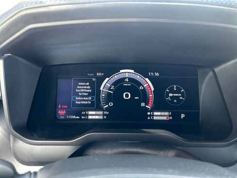 Used 2024 Toyota Tundra Platinum w/ TRD Off-Road Package AWD/4WD image 19