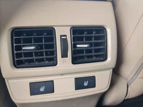 Used 2017 Subaru Outback 2.5i Limited image 30