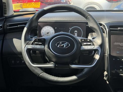 Certified 2023 Hyundai Tucson Limited AWD/4WD image 19