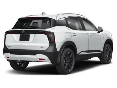 New 2026 Nissan Kicks SR w/ Cold Weather Package